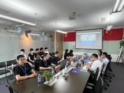 實(shí)踐活動(dòng)進(jìn)行時(shí) | 伯明翰學(xué)院師生走訪湖北盛天網(wǎng)絡(luò)技術(shù)股份，開展深度網(wǎng)絡(luò)技術(shù)交流